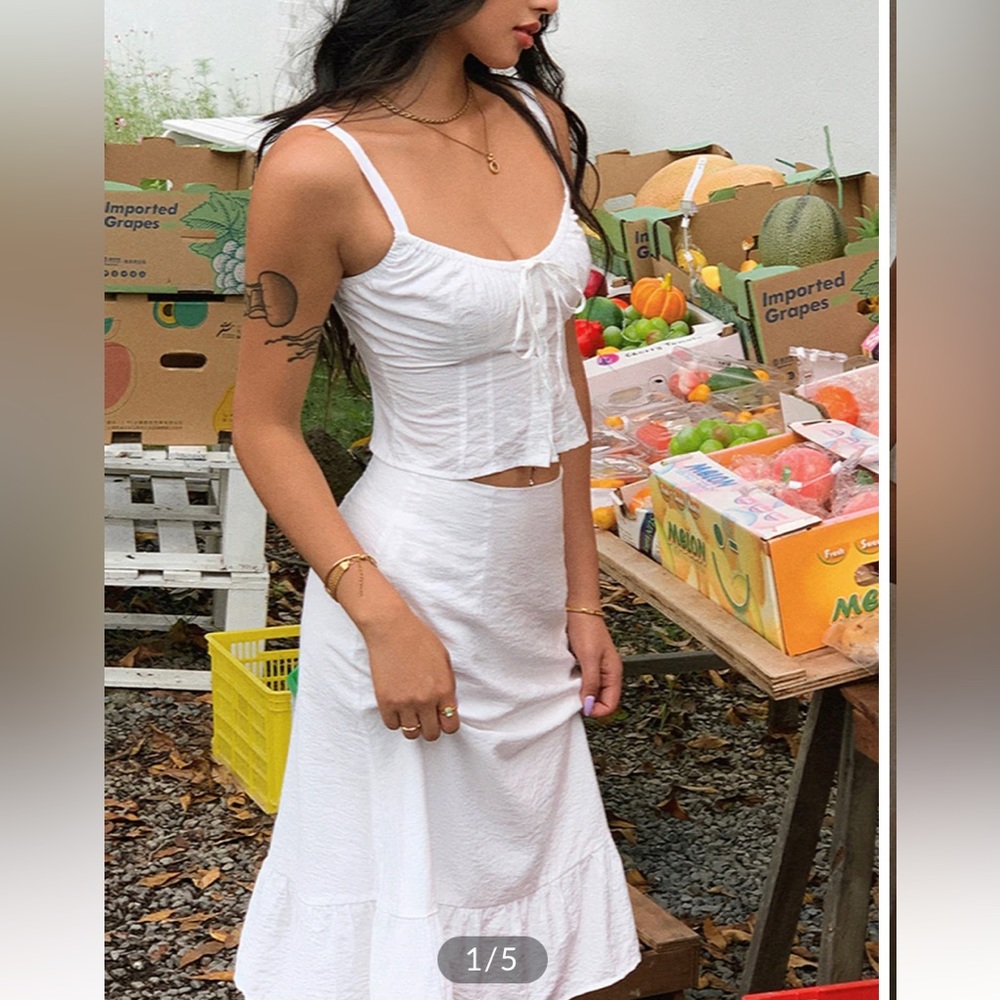 NWT 2 PC SET Summer White Skirt Set